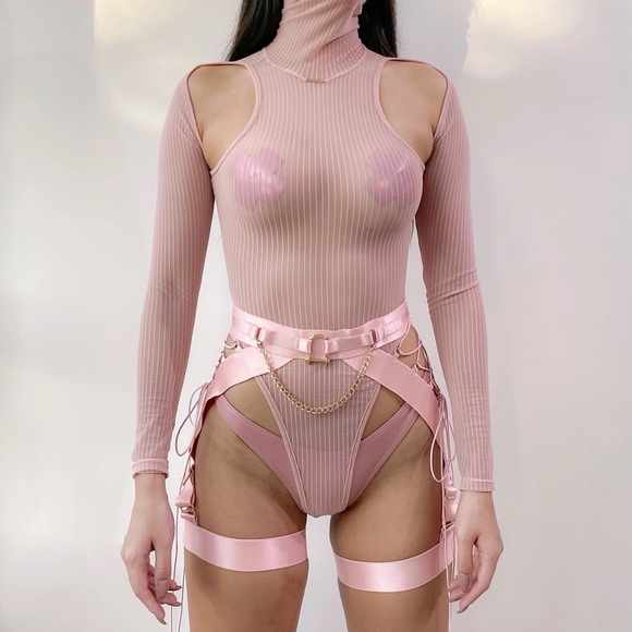 NWT NAUGHTY THOUGHTS XXX Rated Suspender, Pink - Picture 3 of 6